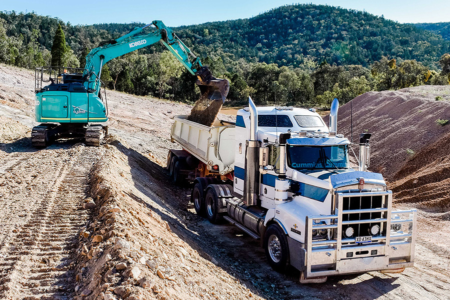 Digger Earthmoving with Kenworth Truck in Orange NSW
